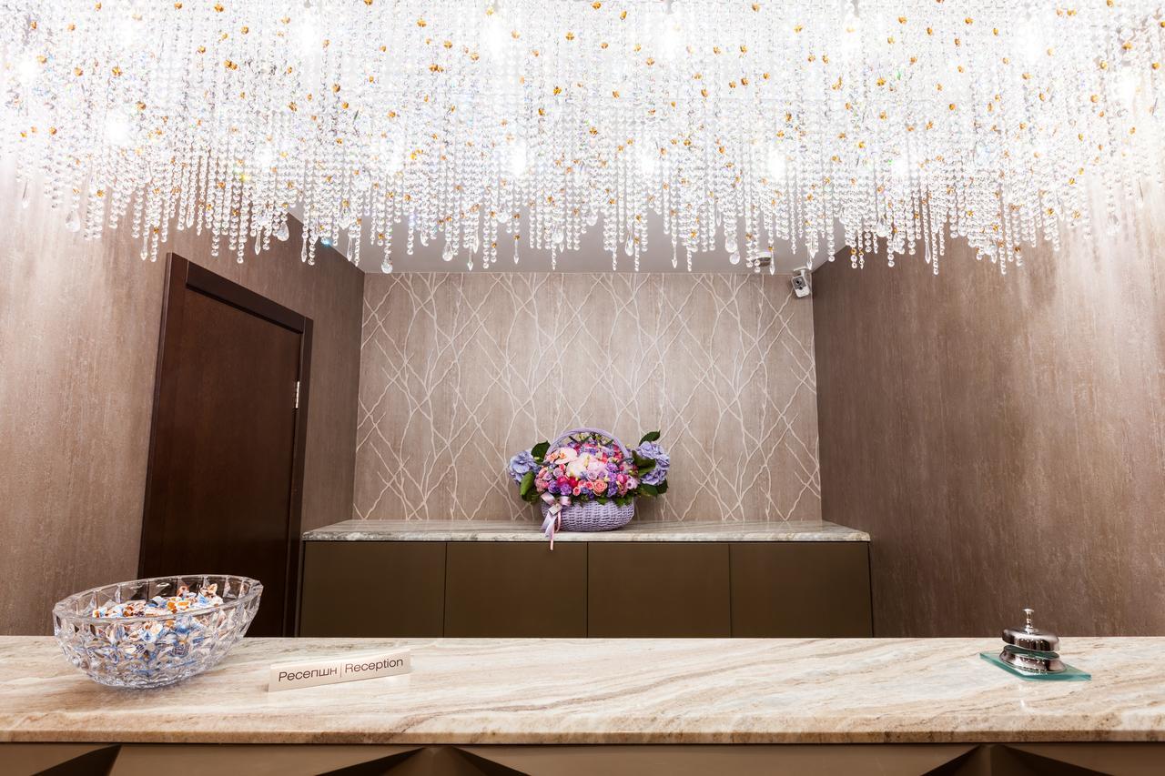 Crystal Hotel เคียฟ ภายนอก รูปภาพ