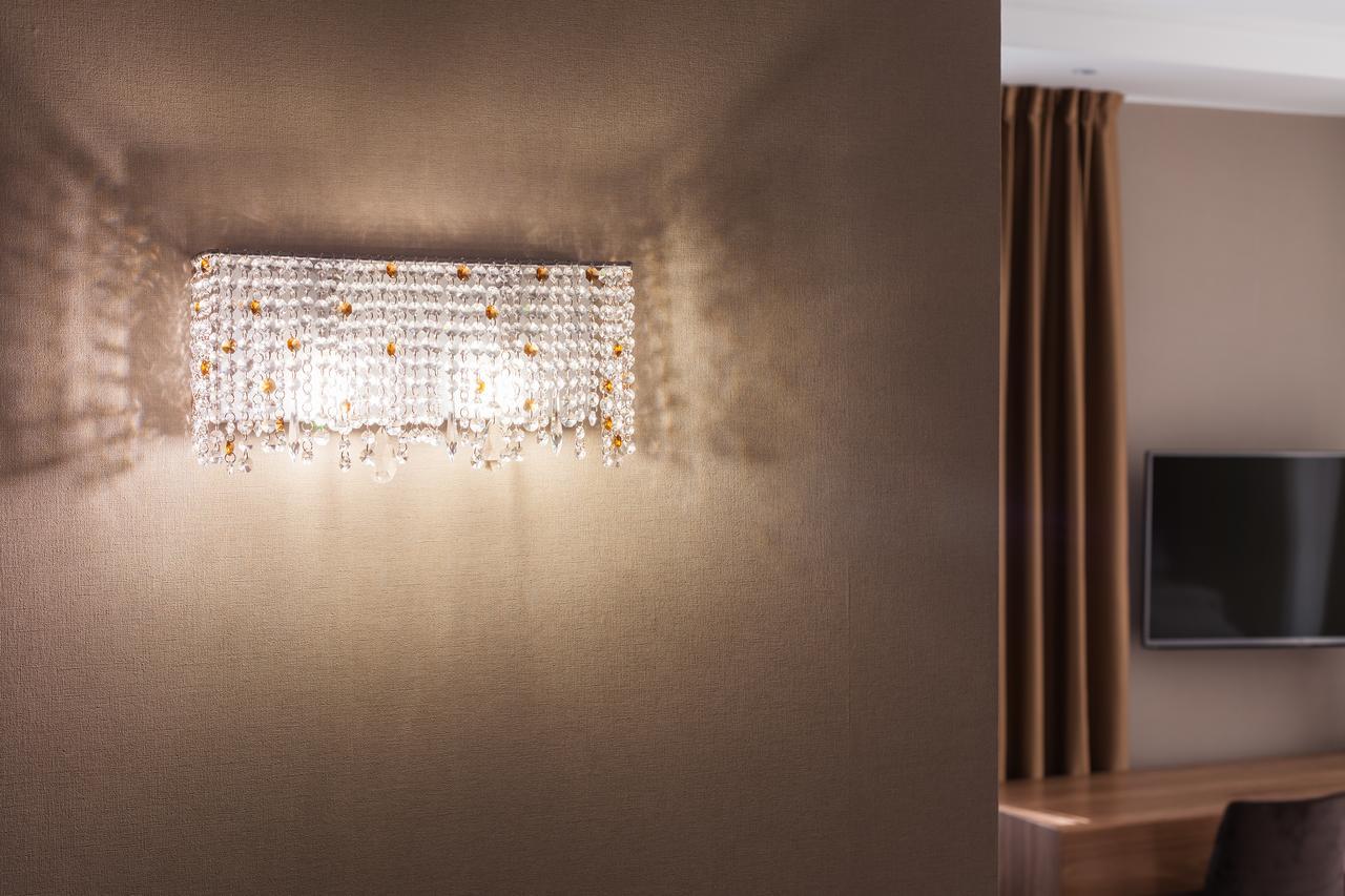 Crystal Hotel เคียฟ ภายนอก รูปภาพ